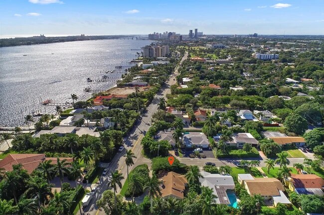 Foto del edificio - 3301 N Flagler Dr