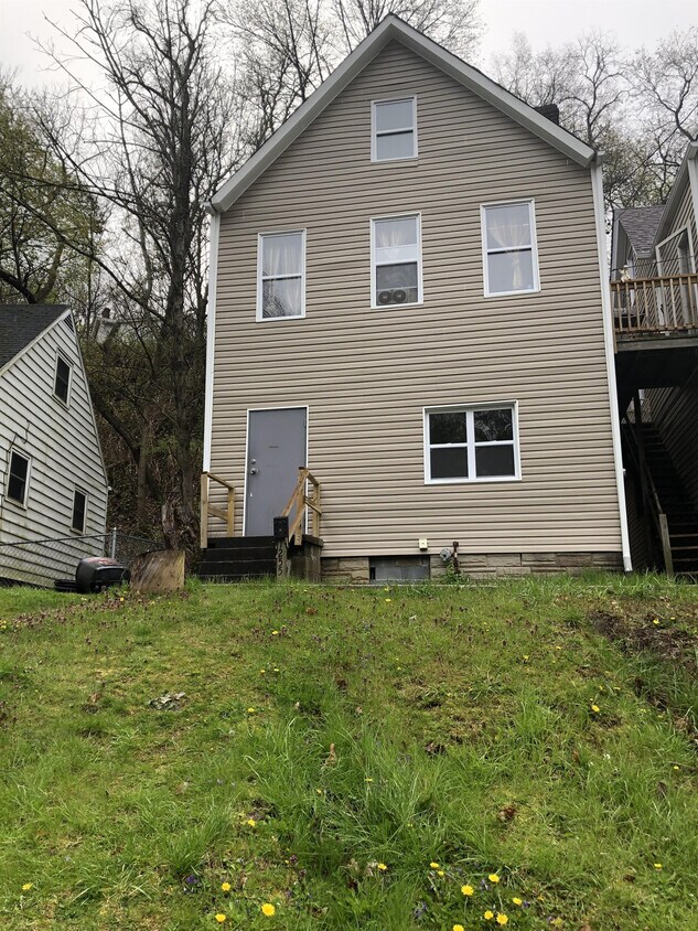 Foto principal - 1255 Chartiers Ave