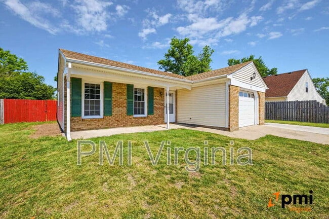 Building Photo - 1701 Darrow St