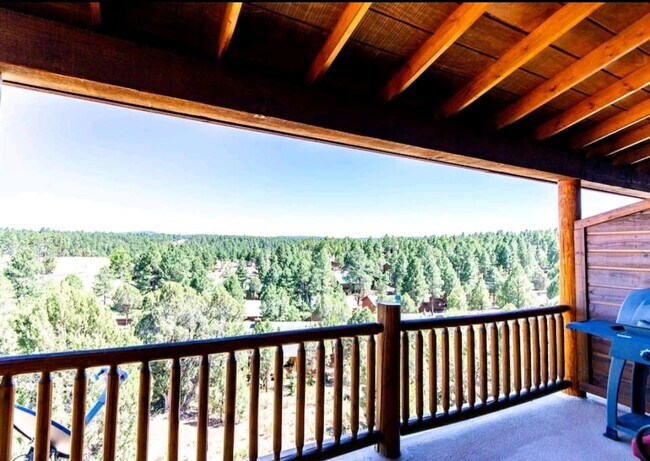 Foto del edificio - 2300 N Cottage Trail