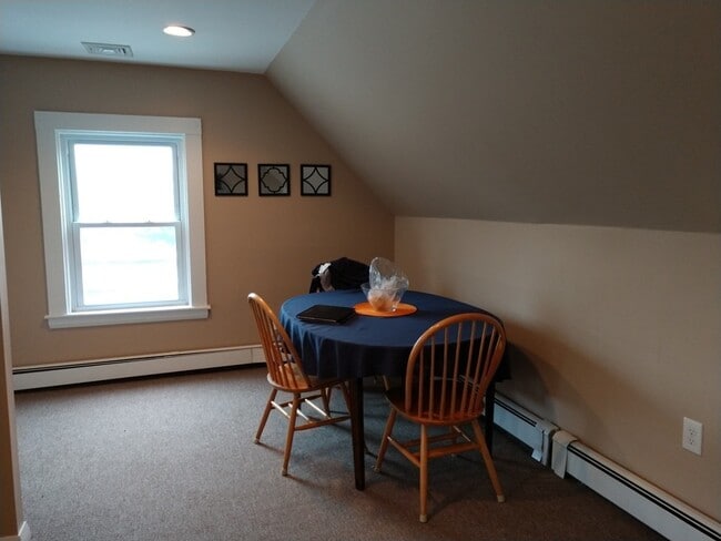 Building Photo - 5 Seaward Rd