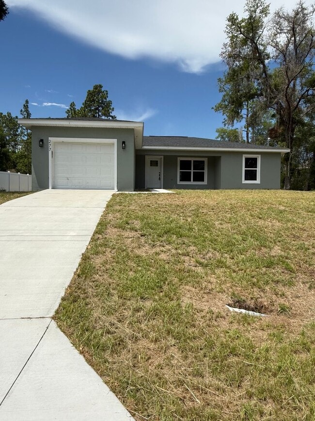 Building Photo - 277 Oak Ln Cir