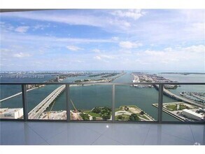 Building Photo - 1100 Biscayne Blvd