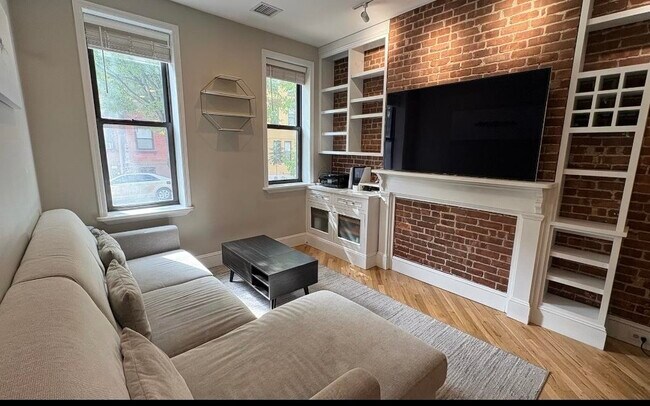 Foto del edificio - 123 Willow Ave