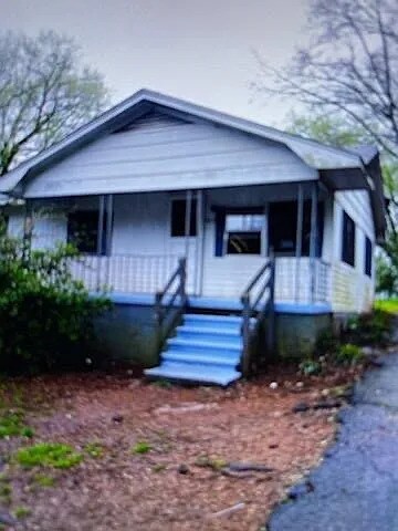 Primary Photo - 3 Bedroom 1.5 Bathroom