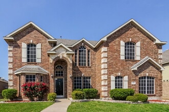 Building Photo - 102 Hartley Ln