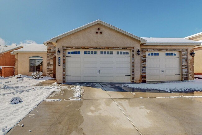 Building Photo - 2661 Firewheel Ave SW