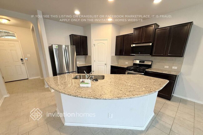 Building Photo - 13815 Murphy Haven