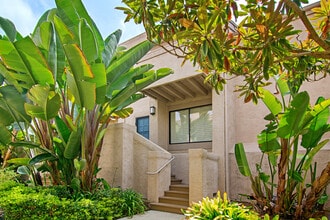 Building Photo - 8326 Via Sonoma