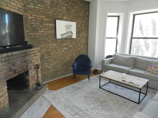 Foto del edificio - 519 W Arlington Pl
