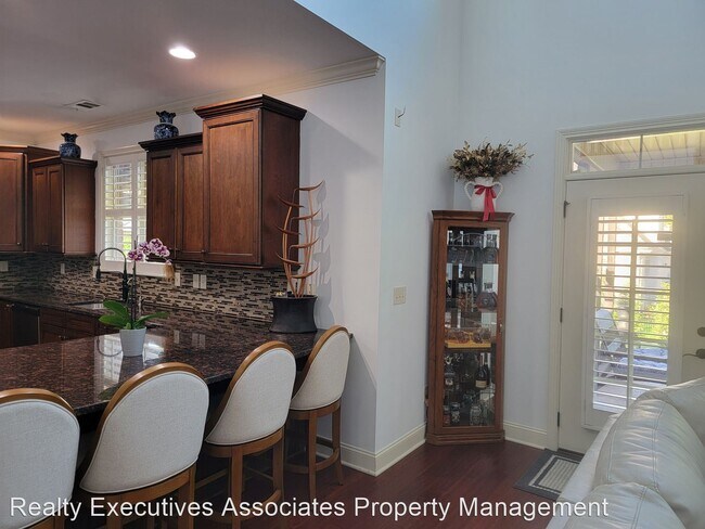 Building Photo - 4 br, 2.5 bath House - 11321 Fords Cove Ln