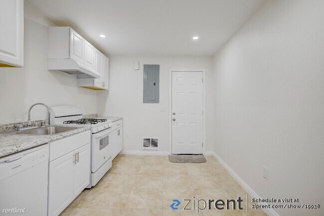 Building Photo - 2 br, 1 bath House - 1447 N Mountain Ave, ...