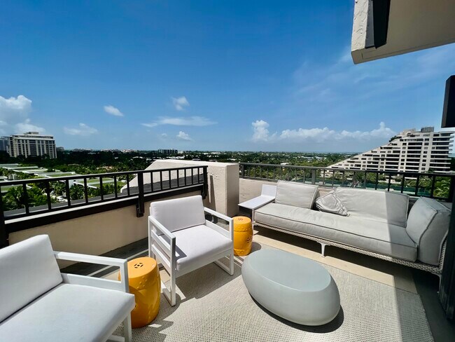 Foto del edificio - 201 Crandon Blvd