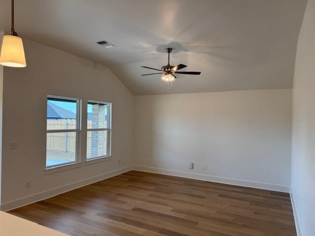 Foto del edificio - 15816 Switchgrass Pl