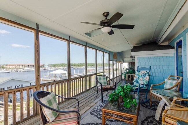 Foto del edificio - 217 Florida Ave