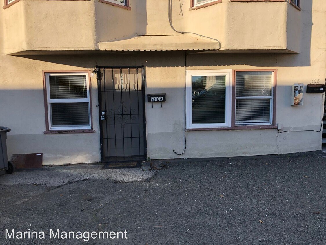 208 Texas St, Vallejo, CA 94590 Apartment for Rent in Vallejo, CA