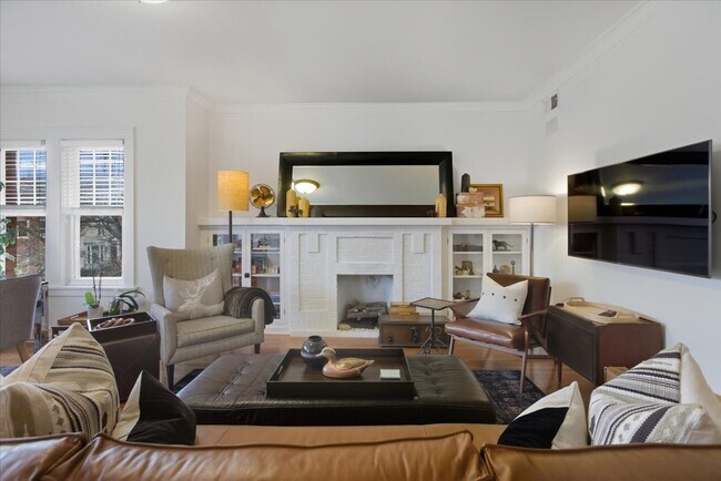 Foto del edificio - 1624 W Olive Ave