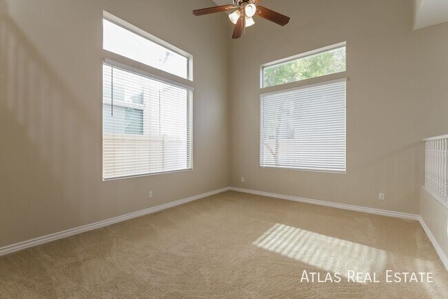 Foto del edificio - 10326 Cherry Brook St