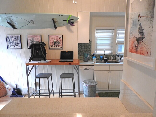 Foto del edificio - 34 Paloma Ave