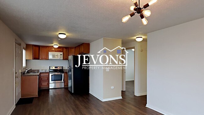 Foto del edificio - Charming duplex in a walkable location near the University of Puget Sound