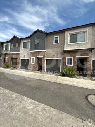 Building Photo - 2746 W Red Fox Rd