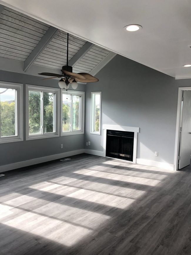 Building Photo - THE SANCTUARY AT THE CAPE
