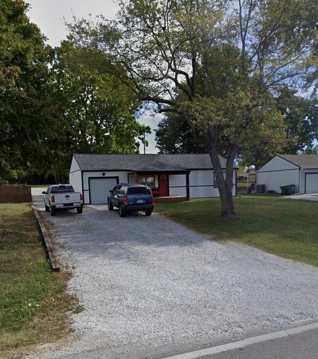 Building Photo - 18619 S State Route D