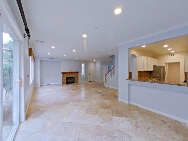 Foto del edificio - Beautiful 3-Bedroom Home in the Sought-After Trinidad Community, Talega