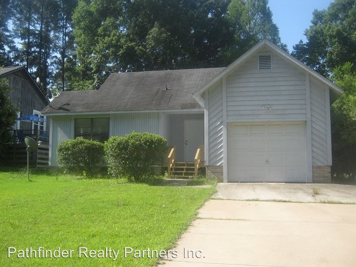 5831 Waters Edge Dr, Fayetteville, NC 28314 House for Rent in