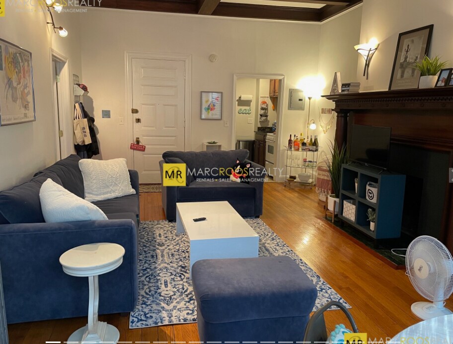 Foto principal - 465 Commonwealth Ave
