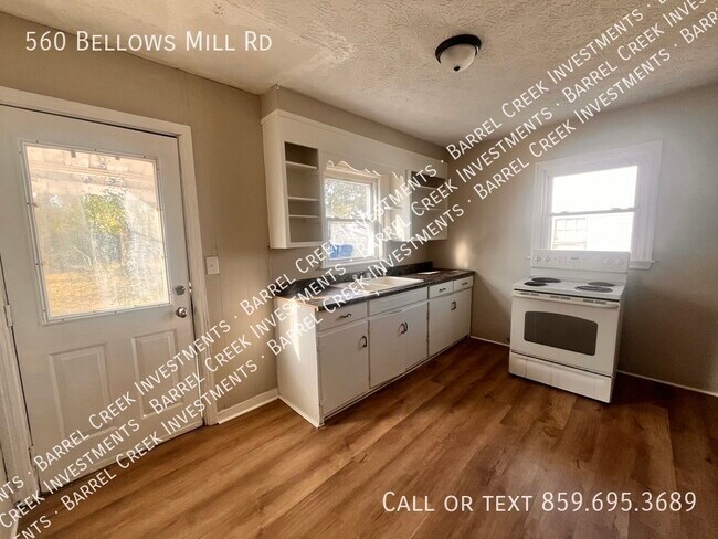 Building Photo - 560 Bellows Mill Rd