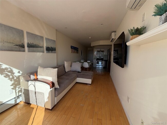 Building Photo - 143-28 41st Ave