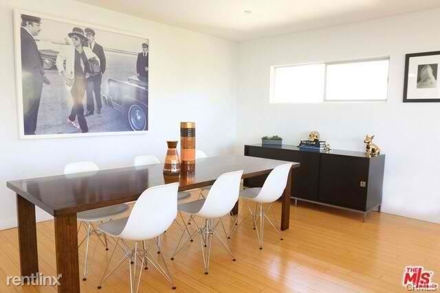 Foto del edificio - 6174 Mulholland Hwy