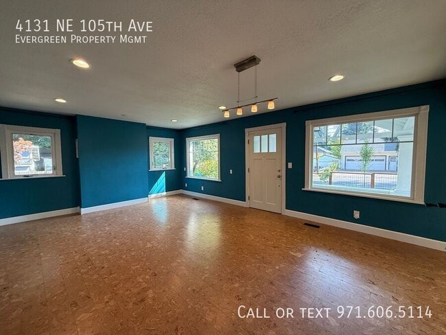 Building Photo - 4131 NE 105th Ave