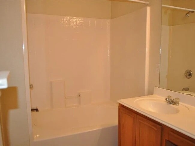 Building Photo - 6336 Downeast Dr