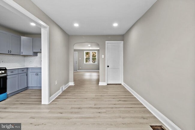 Building Photo - 1072 Tremont Dr