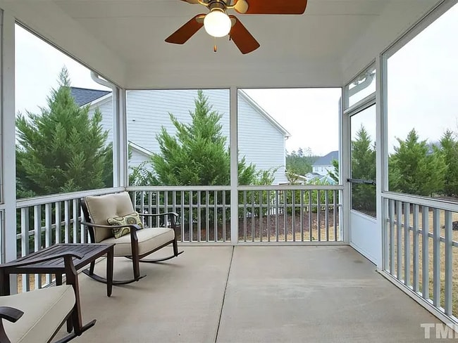 Photo - 318 Millbrook Dr House