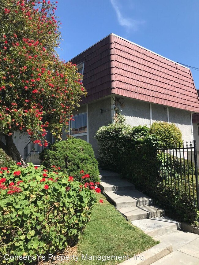 Building Photo - 6442 Rostrata Ave