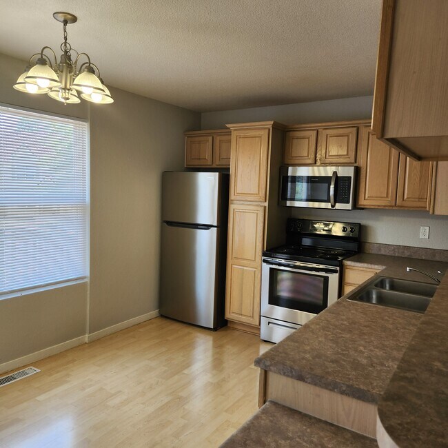 Foto del edificio - 1321A NE 39th St