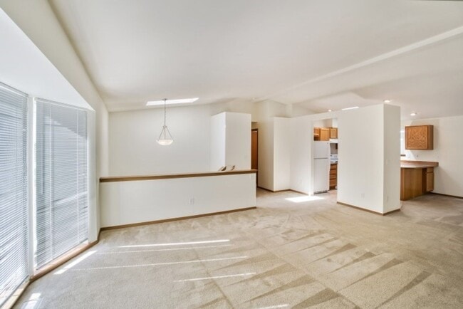 Building Photo - 3bd/2ba Marysville House