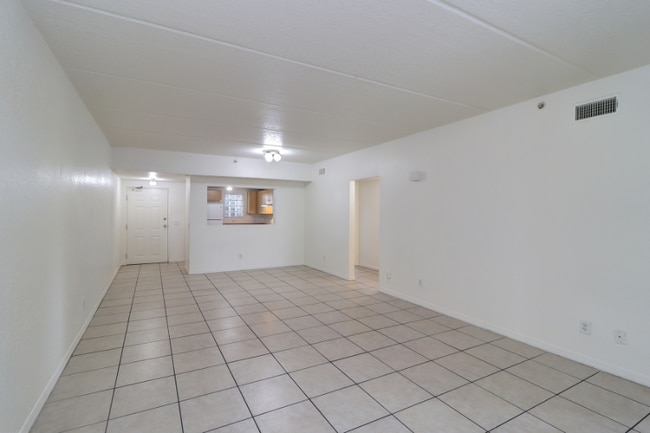 Foto del edificio - 4301 28th St N