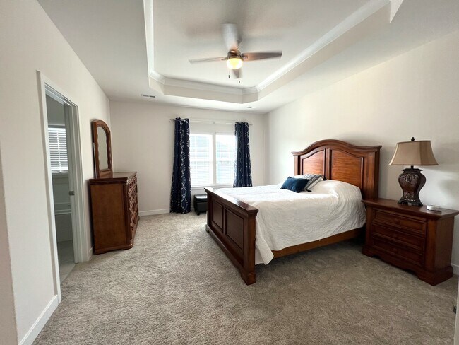 Foto del edificio - 126 Rollins Ave