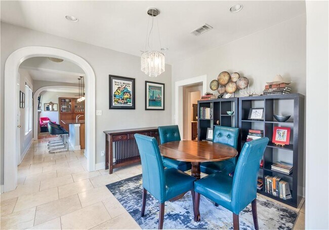 Foto del edificio - 516 Sunny Ln