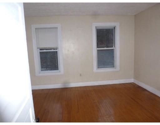 Building Photo - 630 Pleasant St
