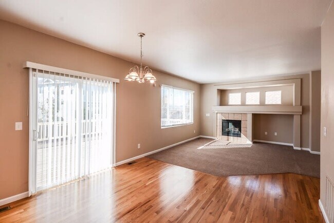 Building Photo - 4404 Prairie Rose Cir