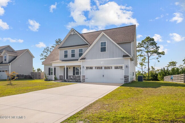 Foto del edificio - 403 Wind Sail Ct