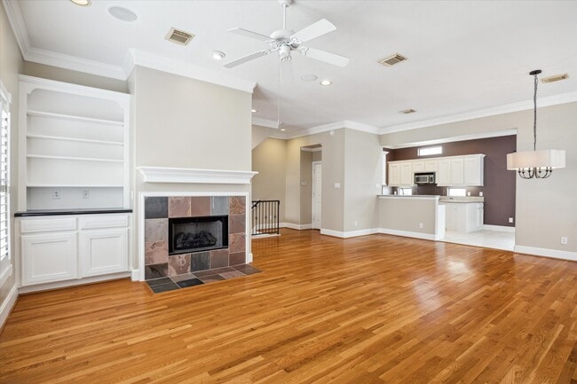 Foto del edificio - 2425 Dorrington St