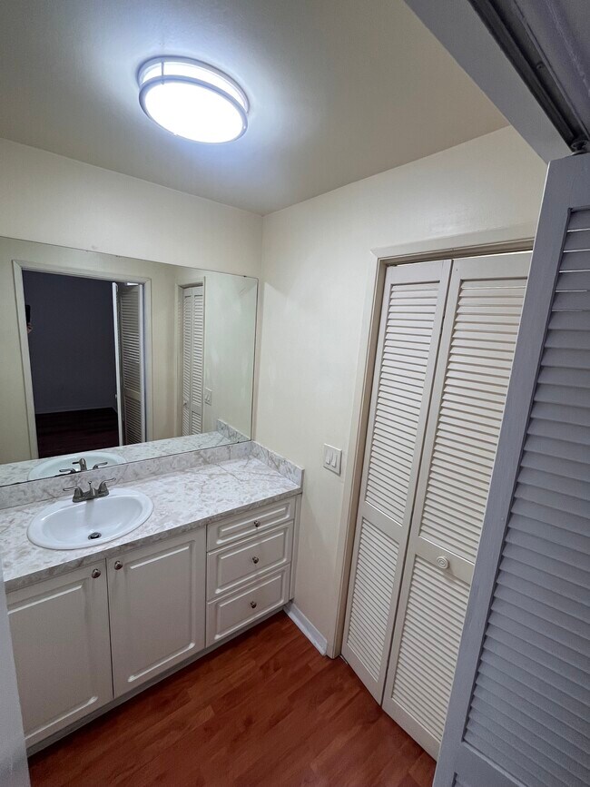 Foto del edificio - 9137 Fontainebleau Blvd