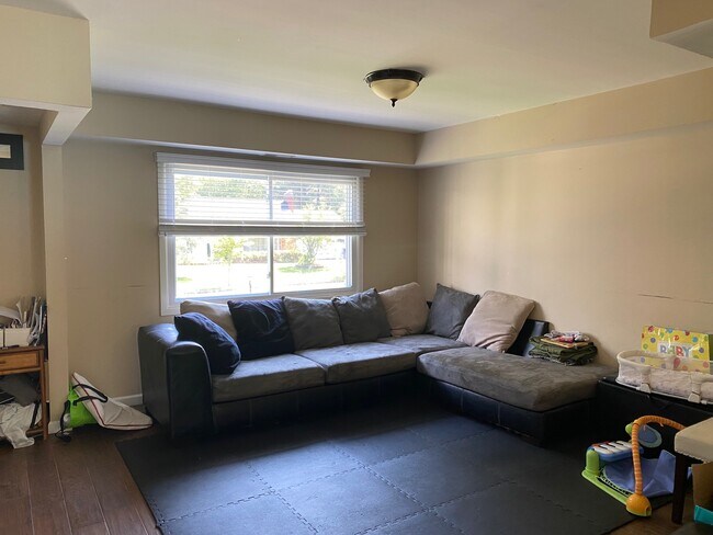 Foto del edificio - 12612 Cedarbrook Ln