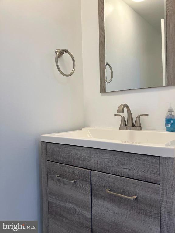 Foto del edificio - 428 Hampton Ct